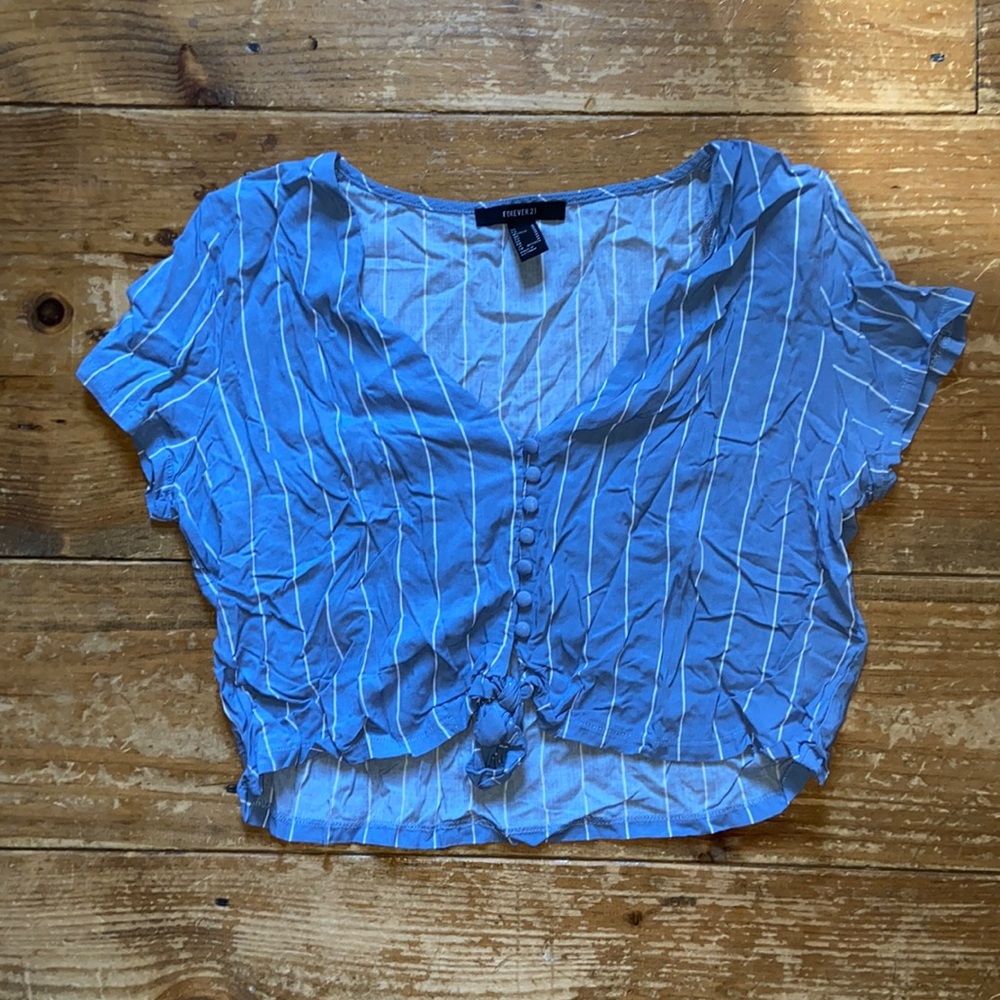 Forever 21 - blue and white striped top (M)